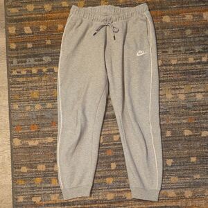 Womens Small Nike Joggers